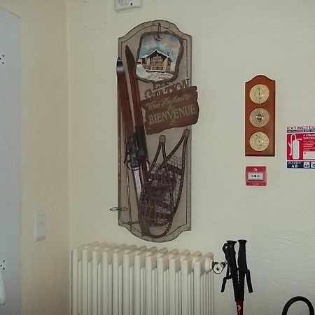 Hotel Restaurant Le Chalet Pierre-Percée エクステリア 写真