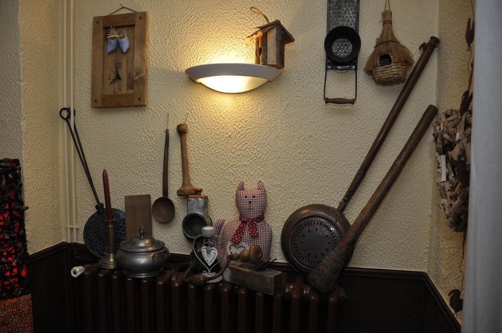 Hotel Restaurant Le Chalet Pierre-Percée エクステリア 写真