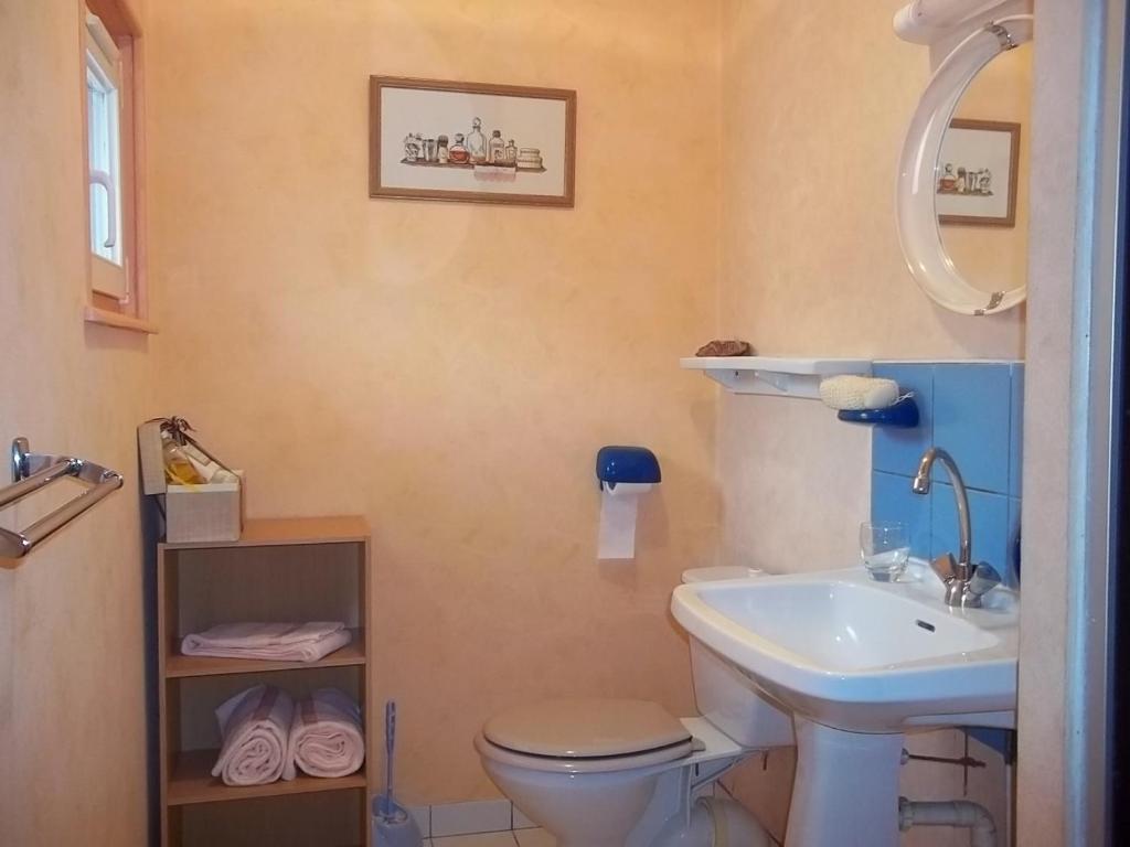 Hotel Restaurant Le Chalet Pierre-Percée 部屋 写真